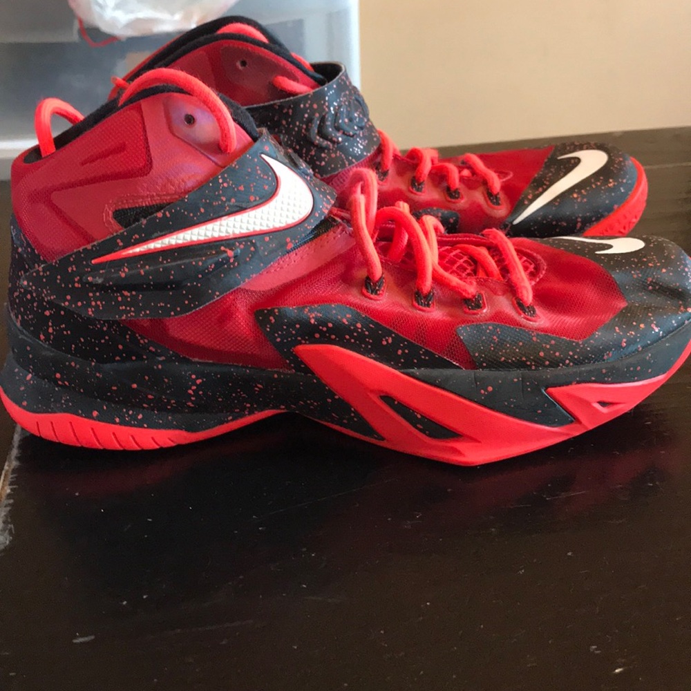 Nike LeBron’s